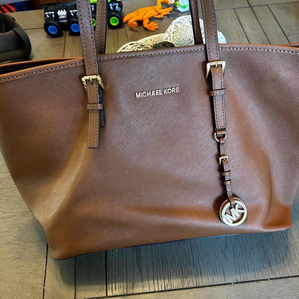 Michael kors tote bag